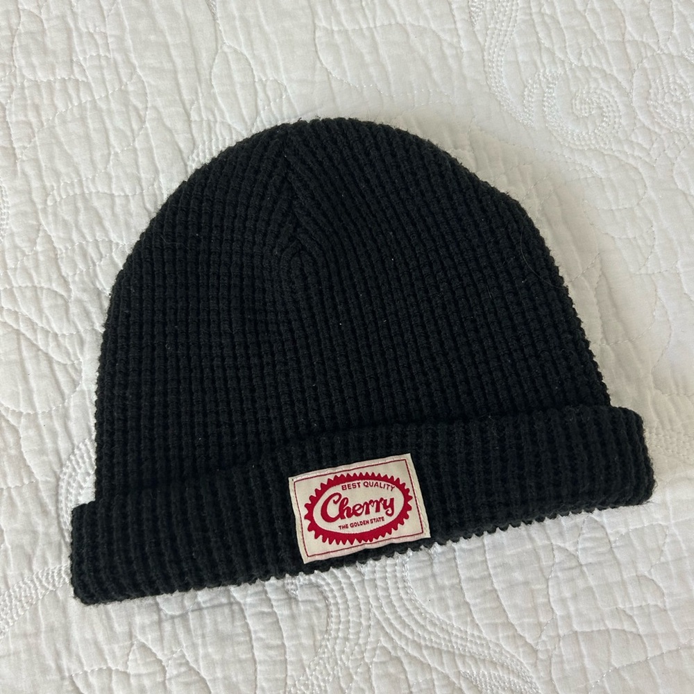 Cherry LA Black Waffle Knit Beanie